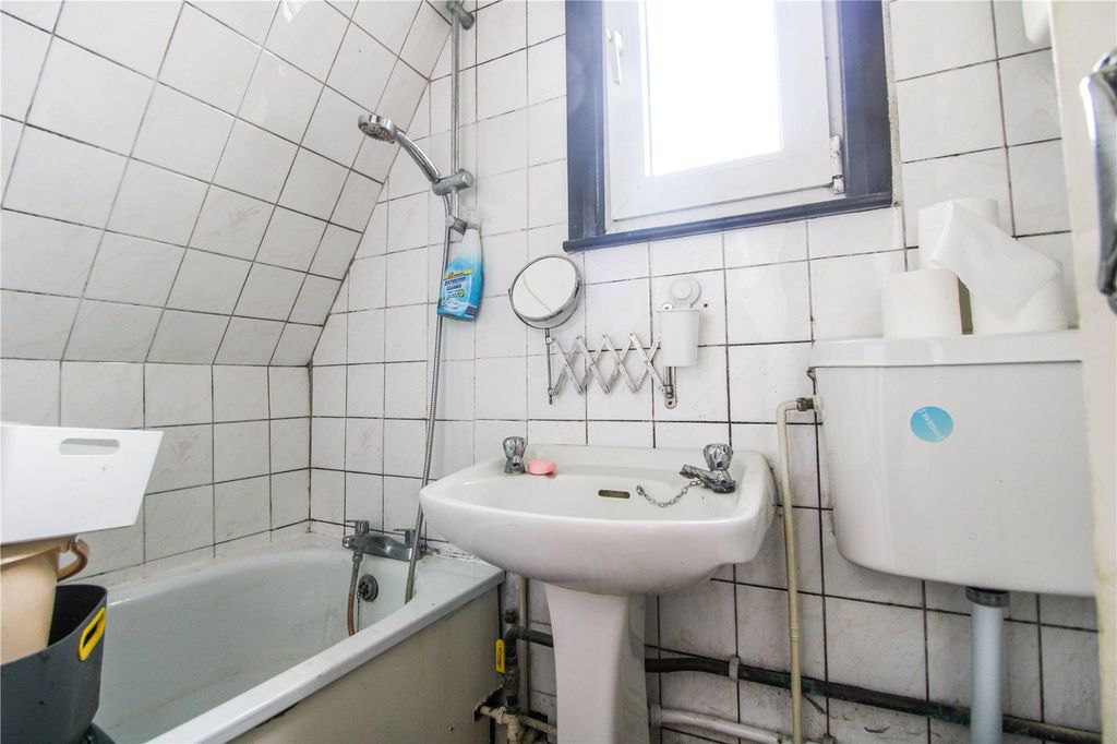 Property photo 3 of 5 Picture No. 01