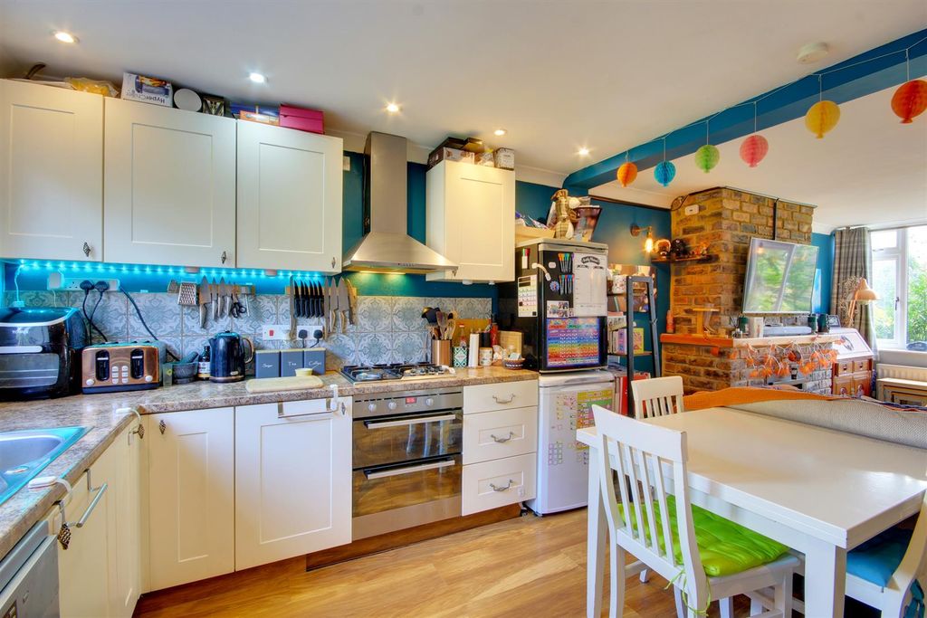 Property photo 3 of 13 Img_7653-Img_7655.Jpg