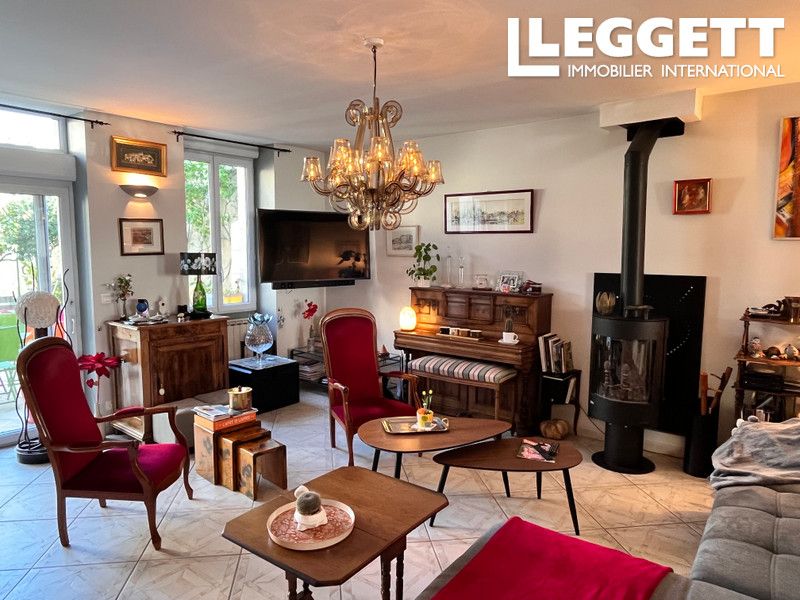 Property photo 3 of 10