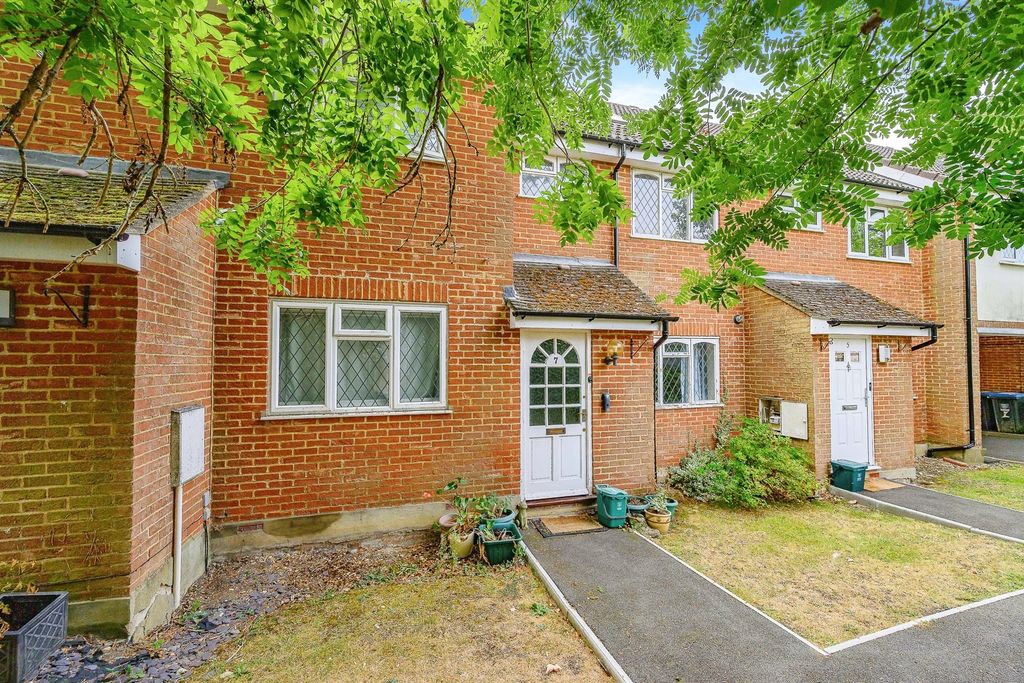 Property photo 1 of 17