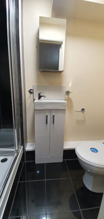 Property photo 3 of 3