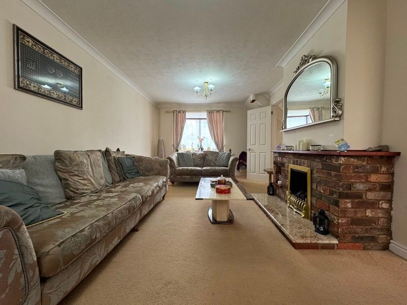 Property photo 3 of 17 Photo 3