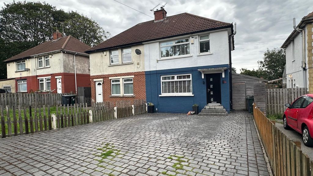 Property photo 1 of 19 16.Jpg