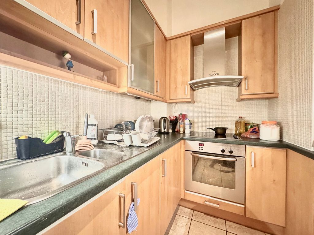 Property photo 3 of 10 3