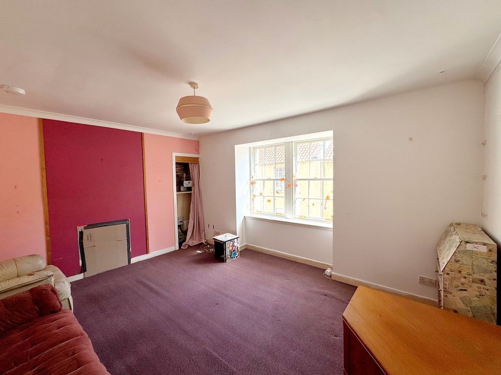 Property photo 2 of 7 Photo 1