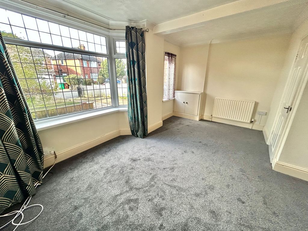 Property photo 3 of 17 Image