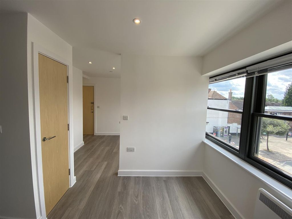 Property photo 3 of 20 Img_1123.Jpg