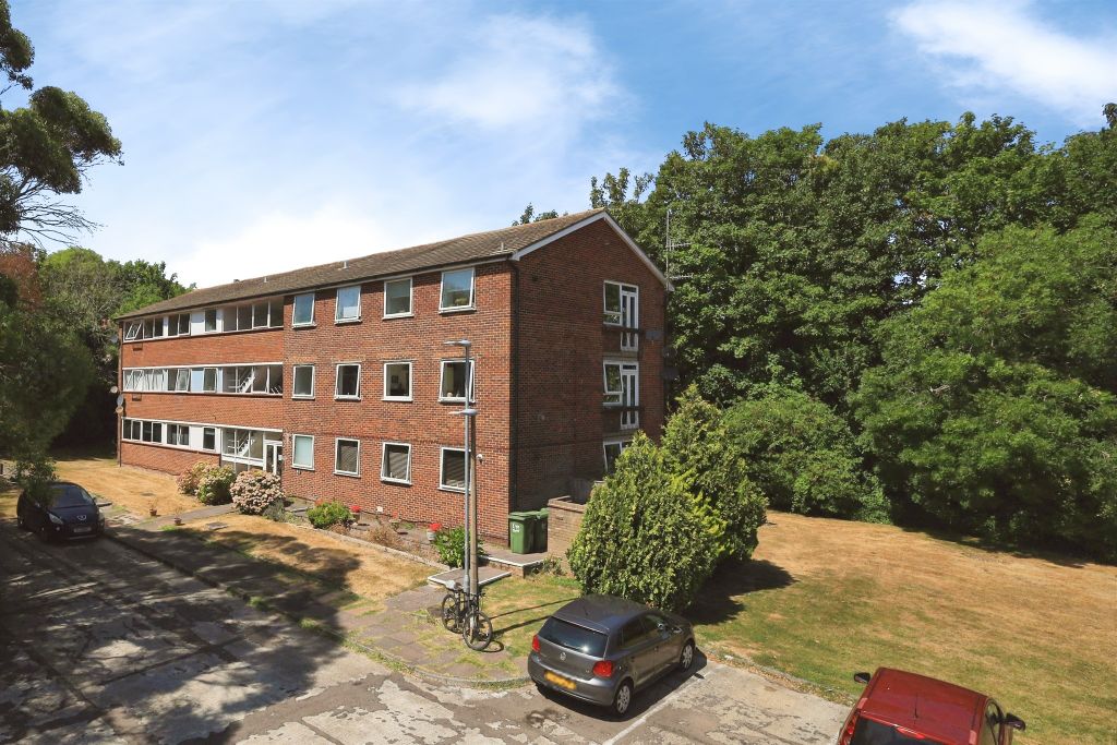 Property photo 1 of 11
