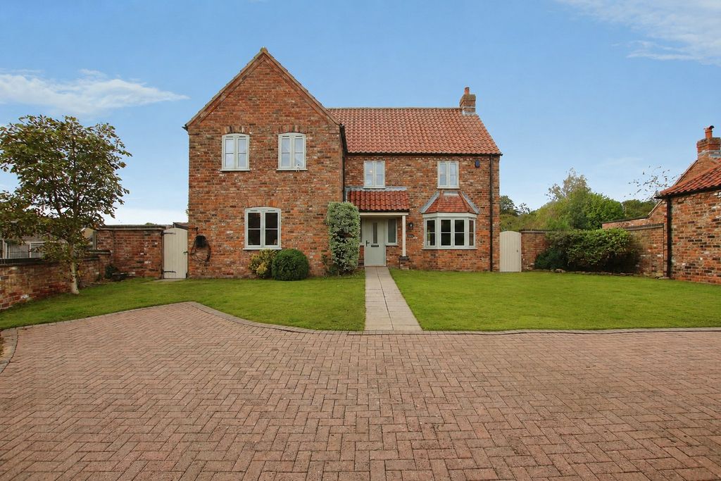 Property photo 1 of 26 5515881