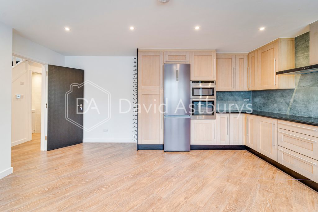 Property photo 3 of 15 Ndb04401_Enfused
