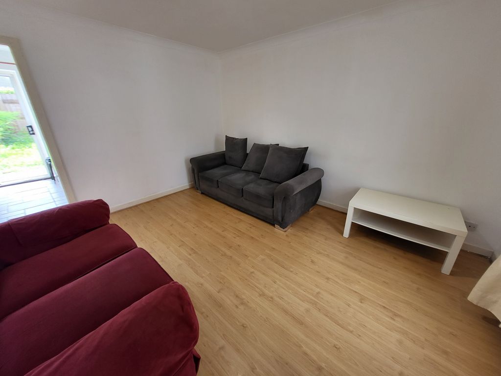 Property photo 2 of 11 Gallery