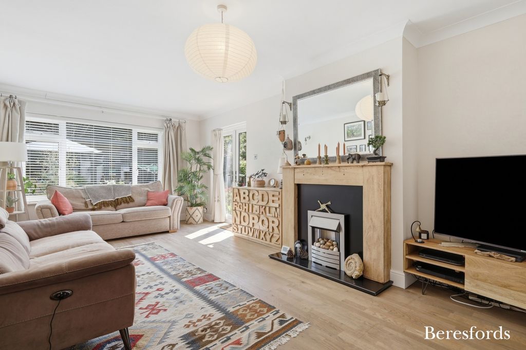 Property photo 2 of 16 Picture No. 05