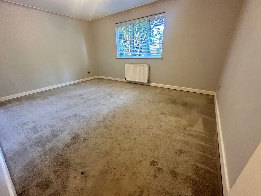 Property photo 2 of 10 Image