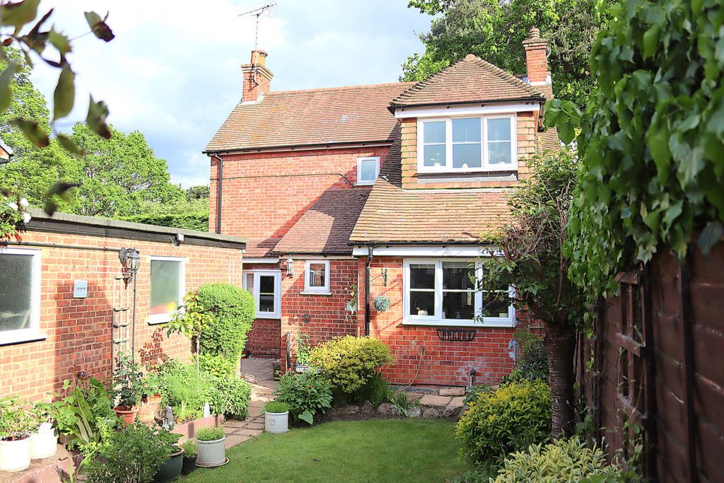 Property photo 1 of 23