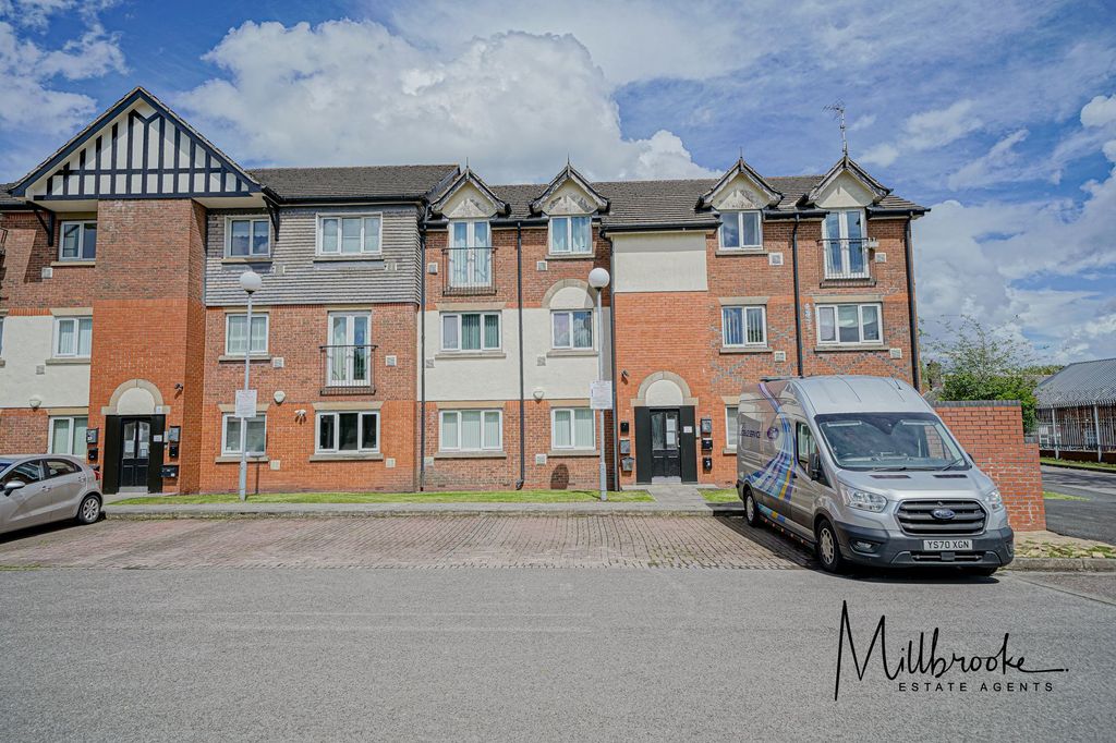 Property photo 1 of 16