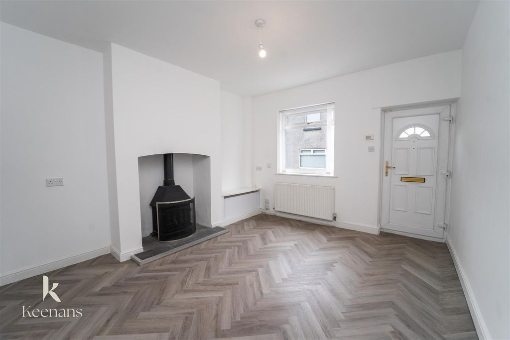 Property photo 3 of 12 R1-1.Jpg