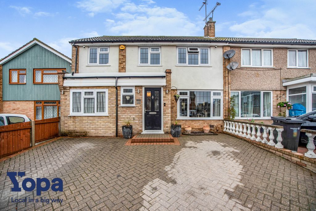 Property photo 1 of 20 Front Exterior