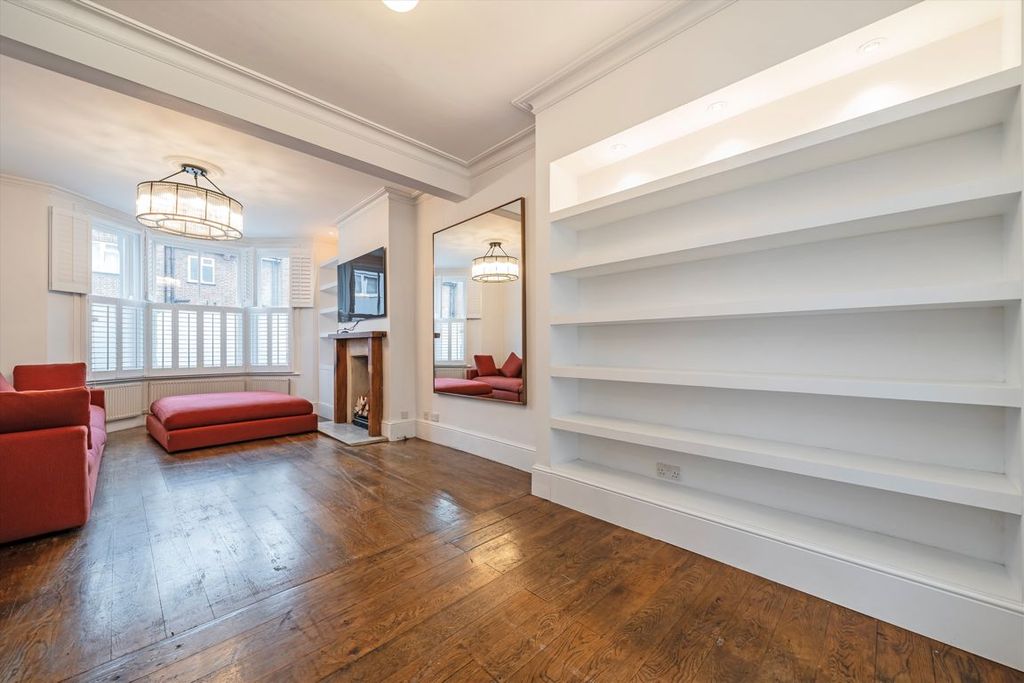 Property photo 3 of 9