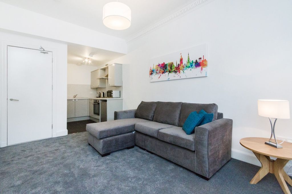 Property photo 2 of 8 Photo 2