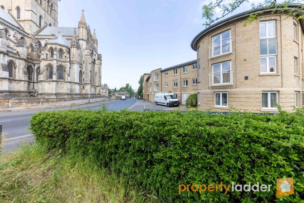 Property photo 1 of 16 144632_Pl001053485_Img_16_0000