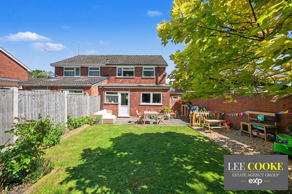 Property photo 2 of 48