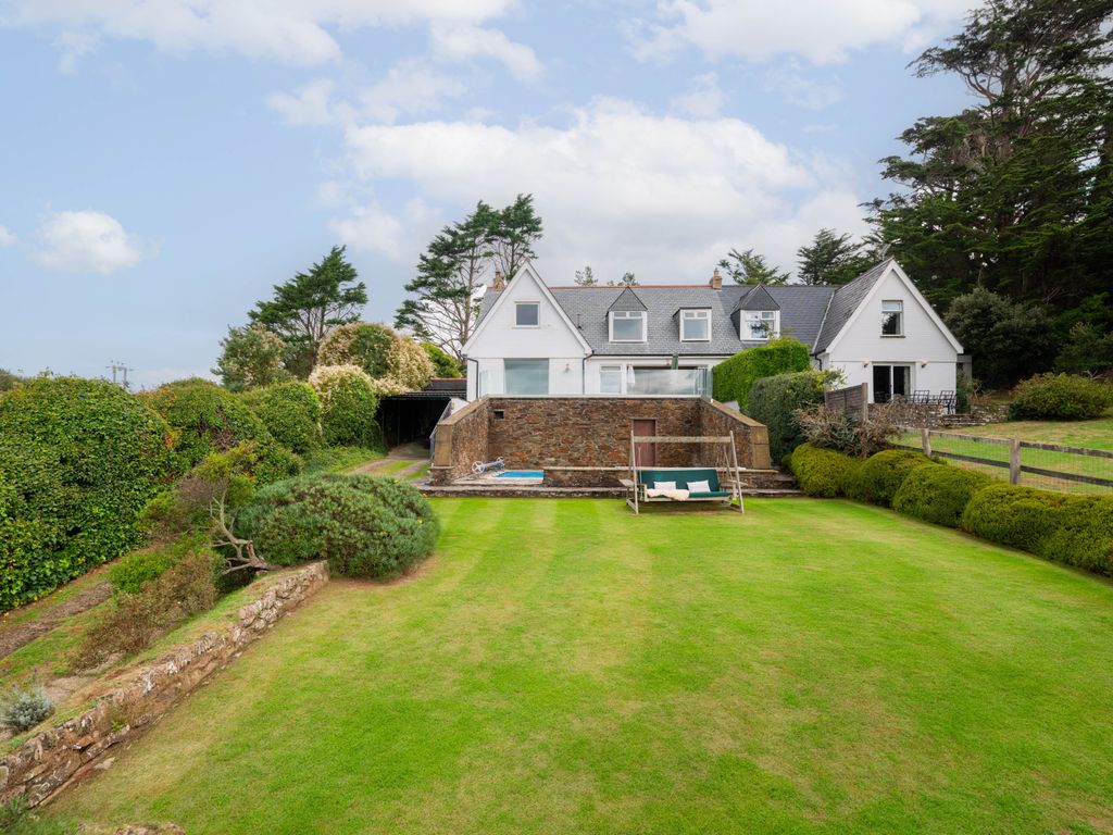 Property photo 3 of 26 Speedwell-23