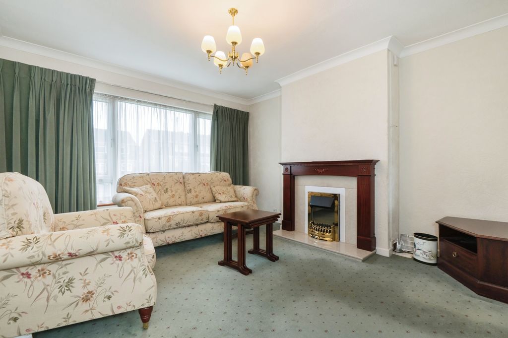 Property photo 2 of 17 Photography