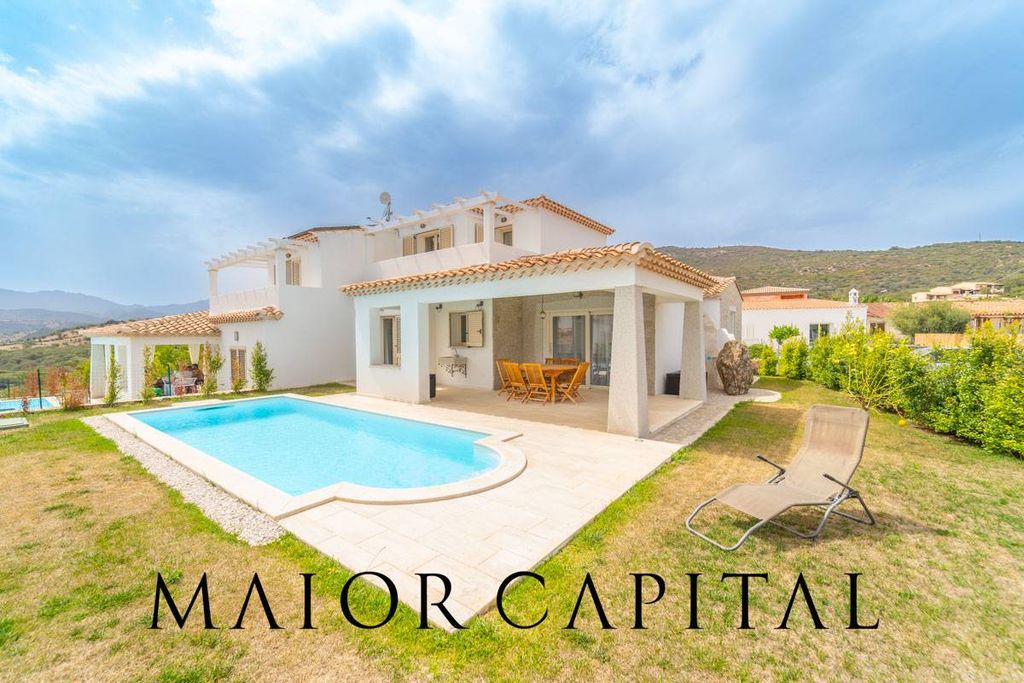 Property photo 2 of 23