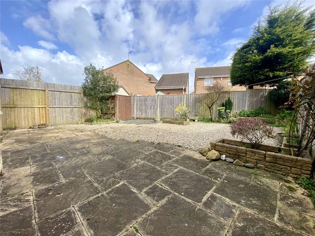 Property photo 2 of 23 Picture No. 20