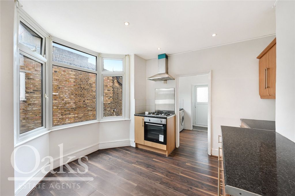 Property photo 2 of 8 Picture No. 03