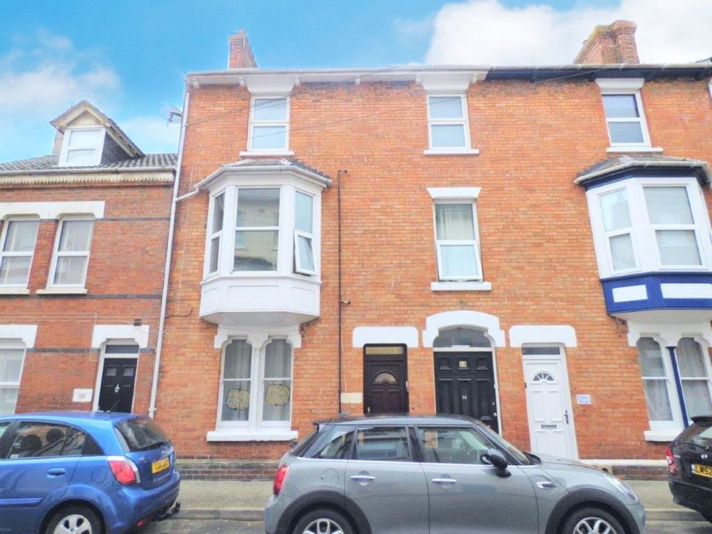 Property photo 1 of 4