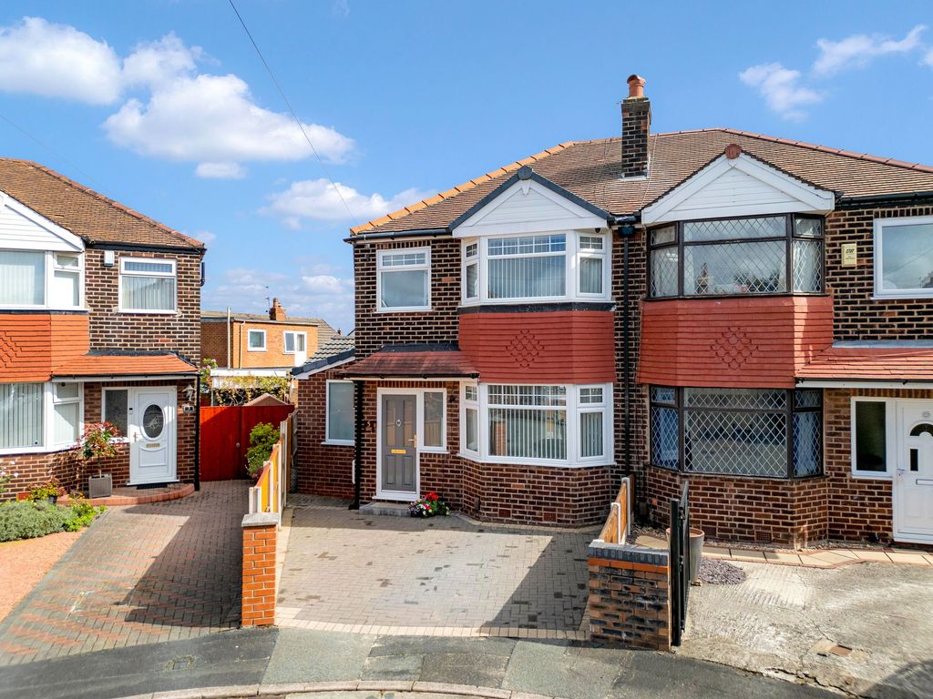 Property photo 1 of 33