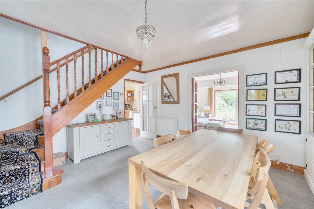 Property photo 3 of 18 1368999-8-68F22d67Bf62B.Jpg