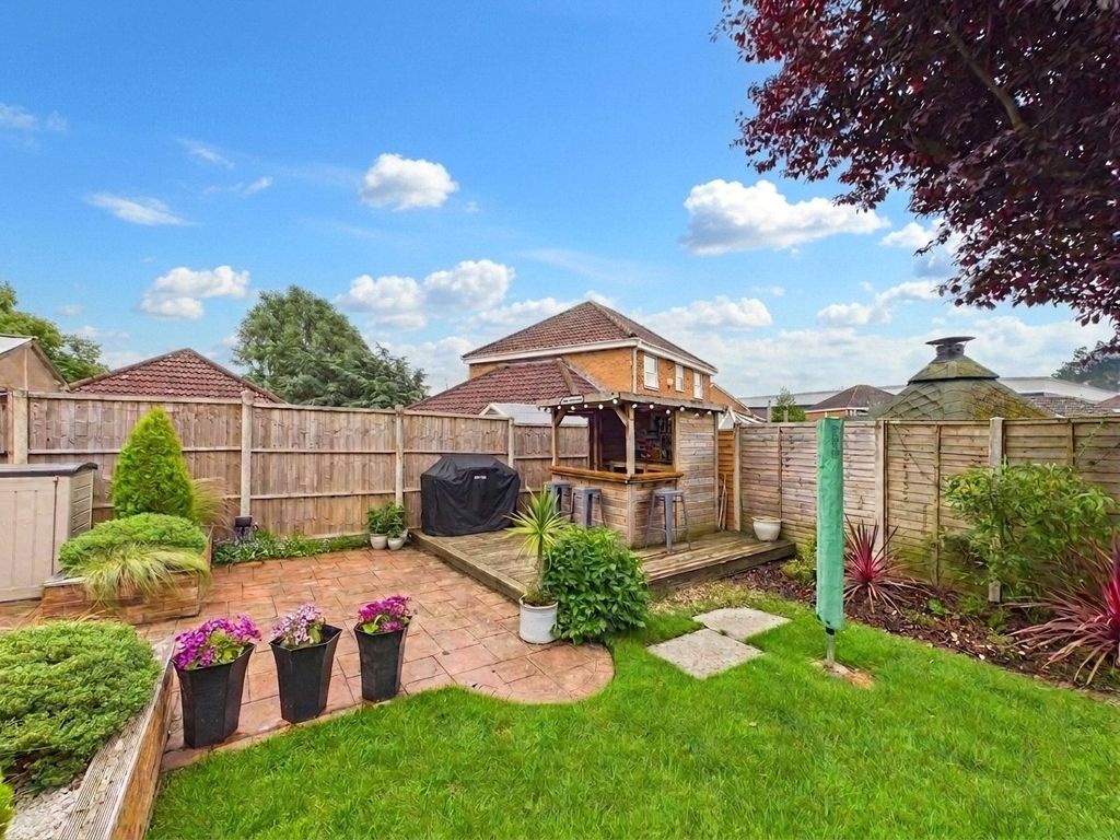 Property photo 3 of 28 Picture No. 76