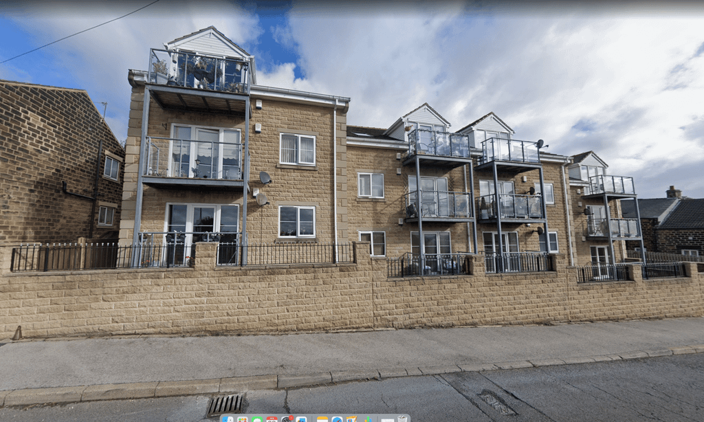 Property photo 1 of 3