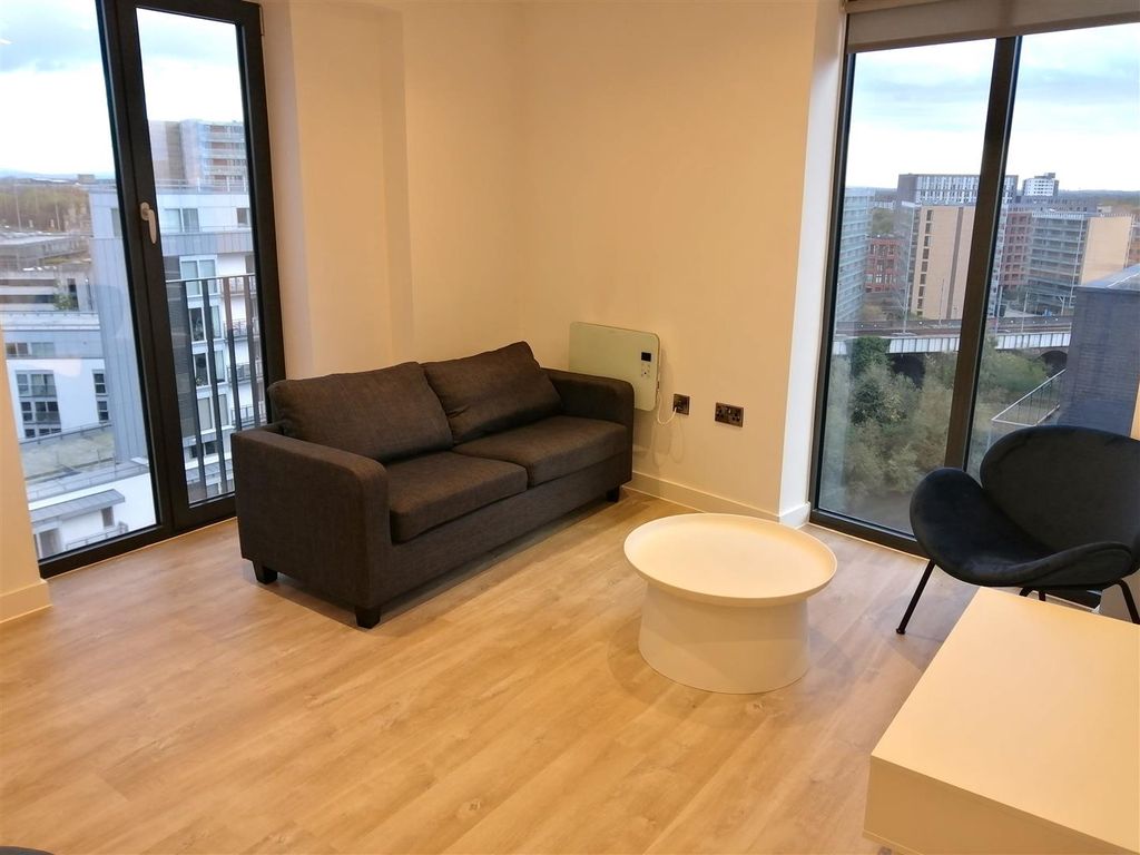 Property photo 3 of 49 Img_20251028_160921.Jpg