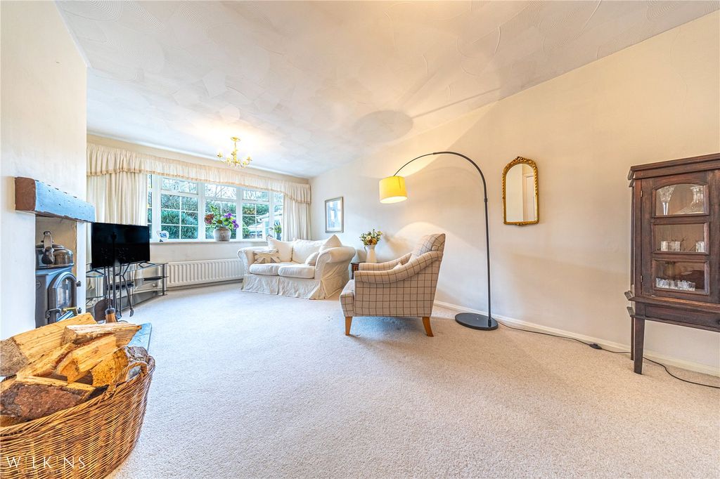 Property photo 3 of 32 Picture No. 11