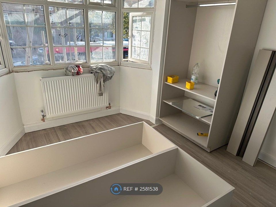 Property photo 1 of 3