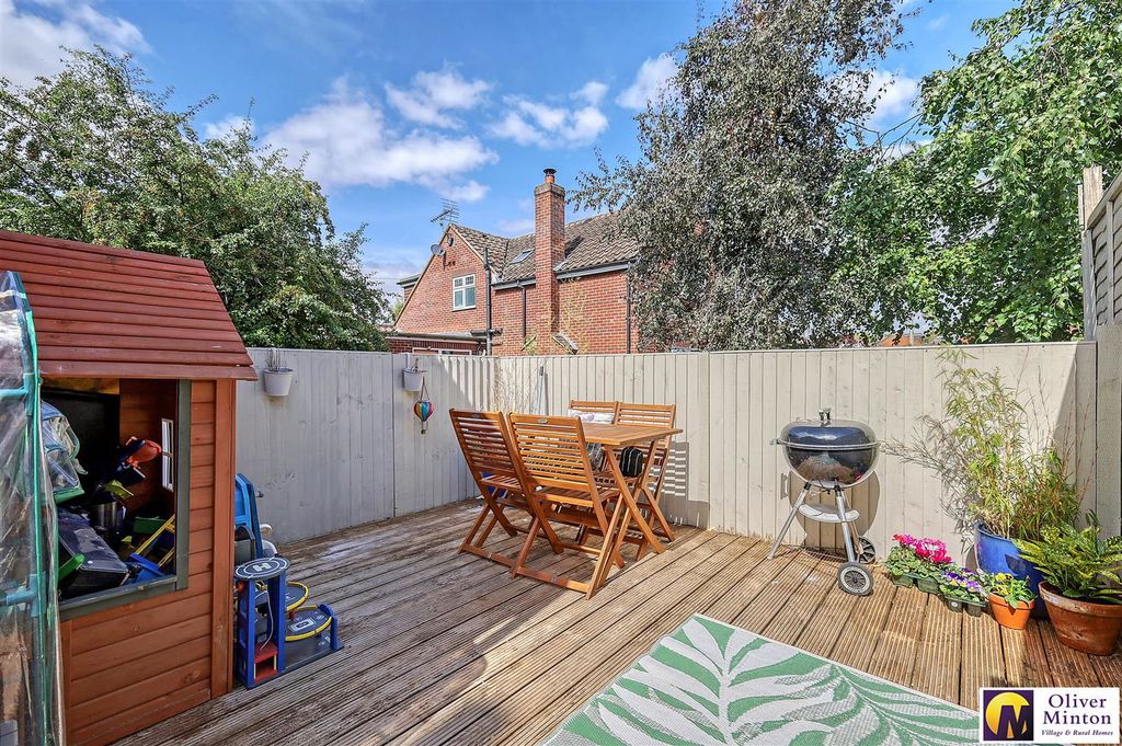 Property photo 3 of 20