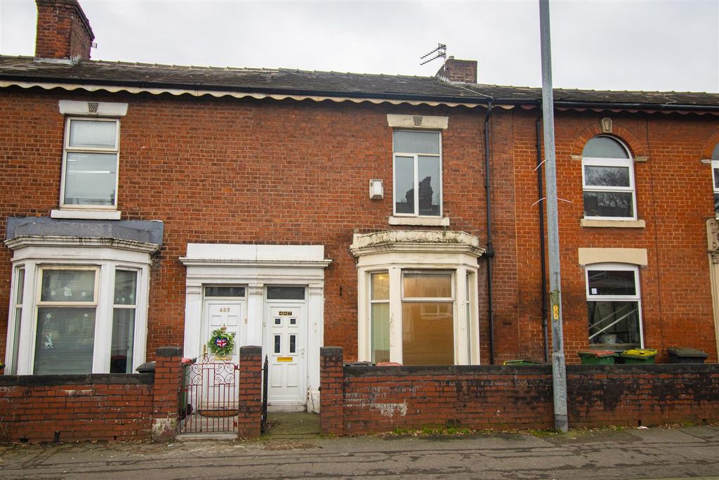 Property photo 1 of 9 Front