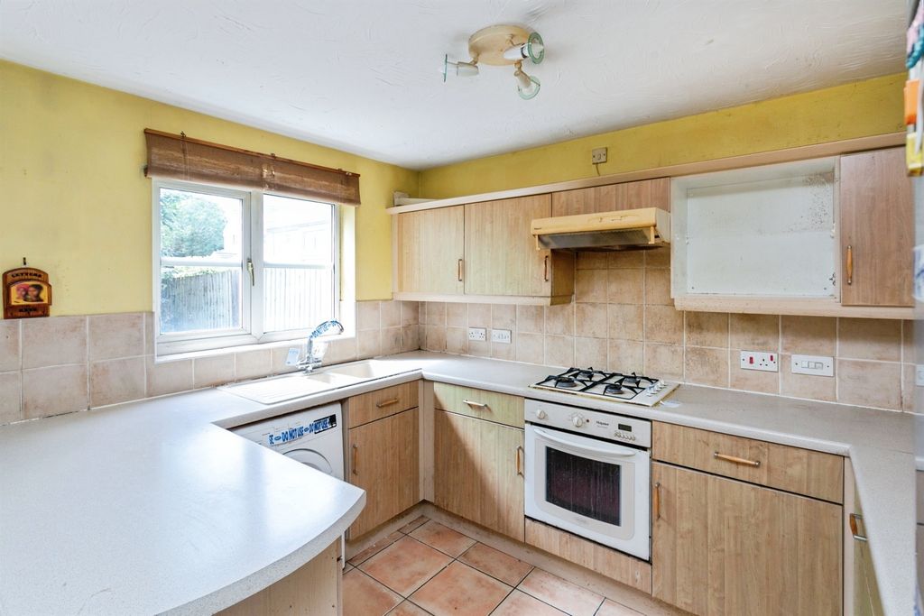 Property photo 3 of 17