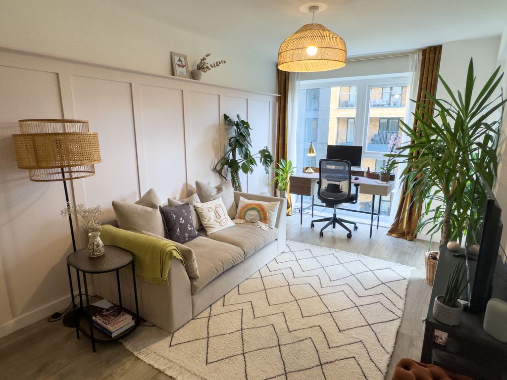 Property photo 3 of 11