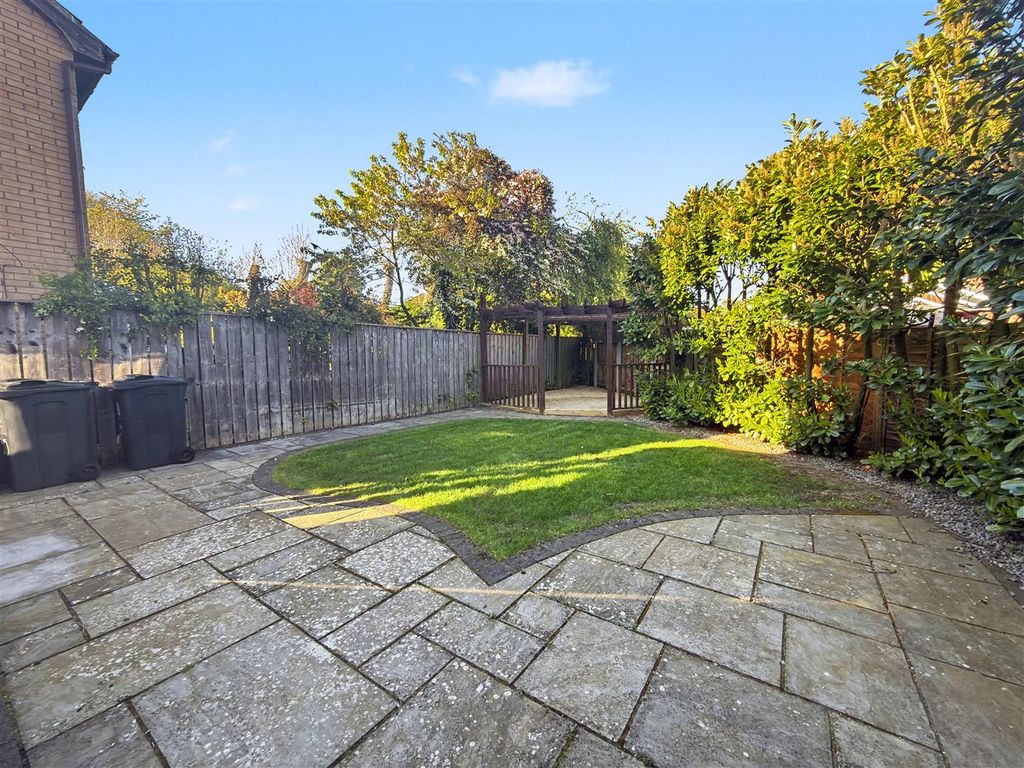 Property photo 2 of 15 Rear Garden