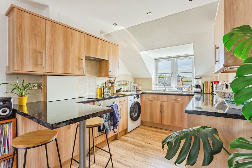 Property photo 3 of 7 Pbox-Img.Jpg