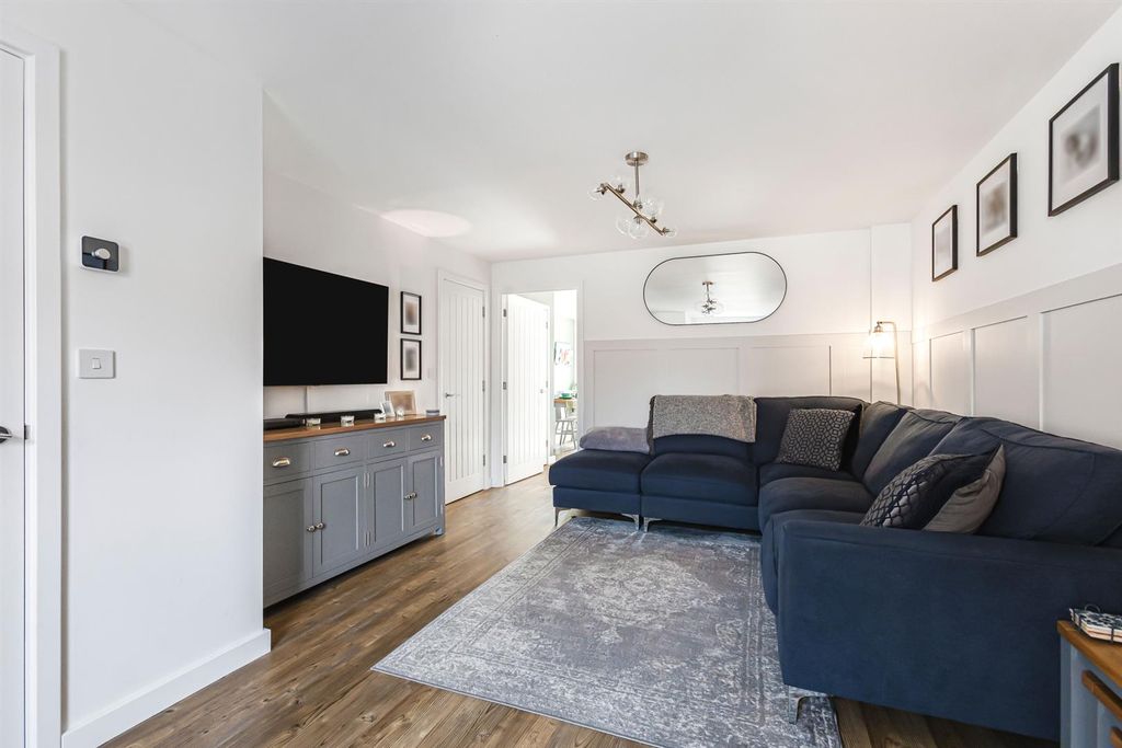 Property photo 2 of 26 60_72999.Jpg