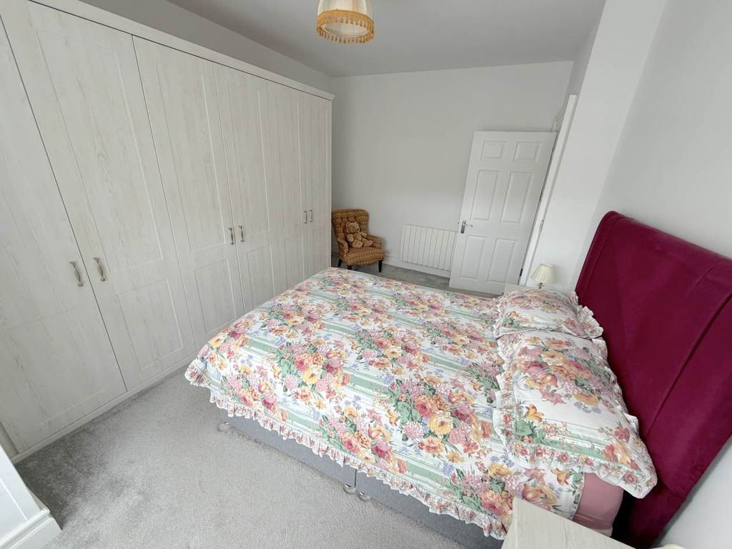 Additional image 11 of 1 bed flat for sale9, Laura Place, Aberystwyth, Ceredigion SY23