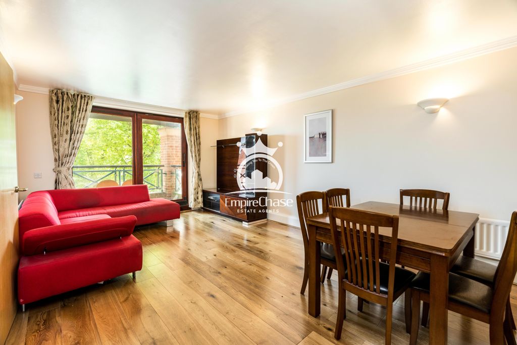 Property photo 3 of 22