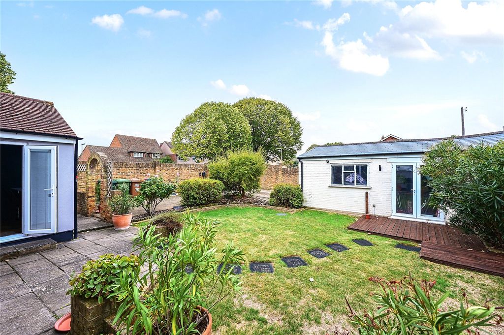 Property photo 3 of 18 Picture No. 15