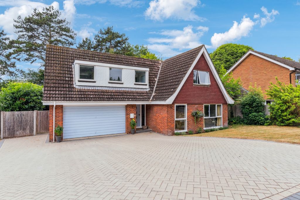 Property photo 1 of 42 4304171