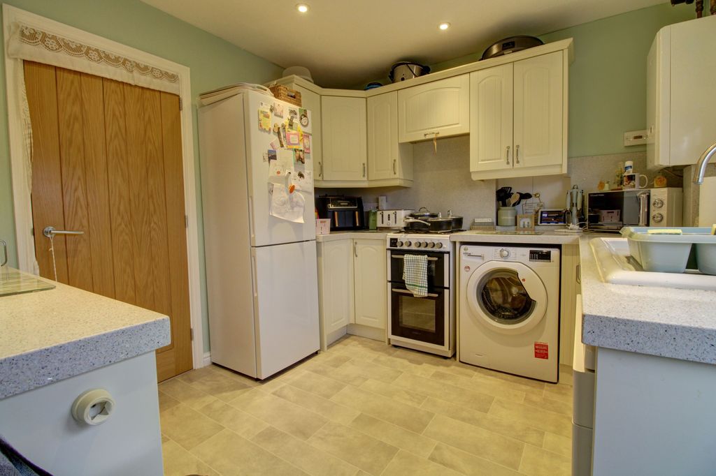 Property photo 2 of 14 A1